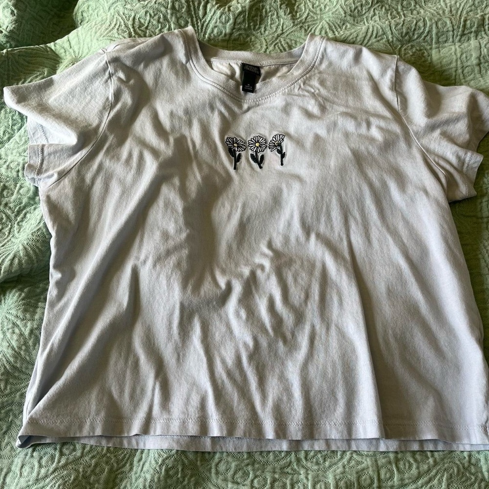 Flower crop top, super cute!!